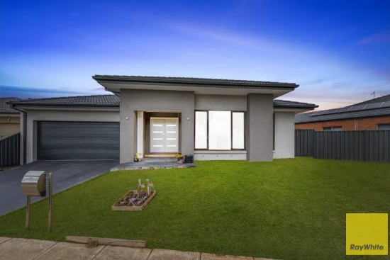 4 Creekside Boulevard, MANOR LAKES VIC 3024-Image