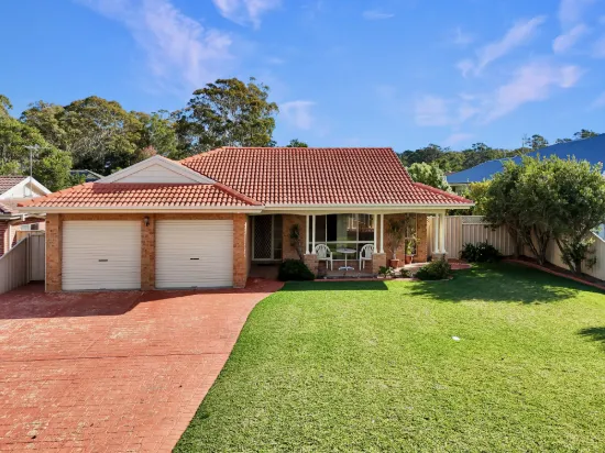 4 Cronin Place, Callala Bay, NSW 2540