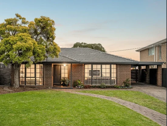 4 Curlew Court, Carrum Downs, Vic 3201 - For Rent