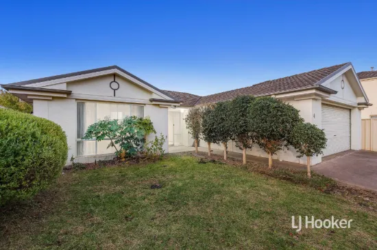 4 Dalkeith Drive, Point Cook, Vic 3030