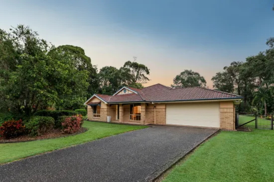 4 Dela Court, Cooroibah, Qld 4565