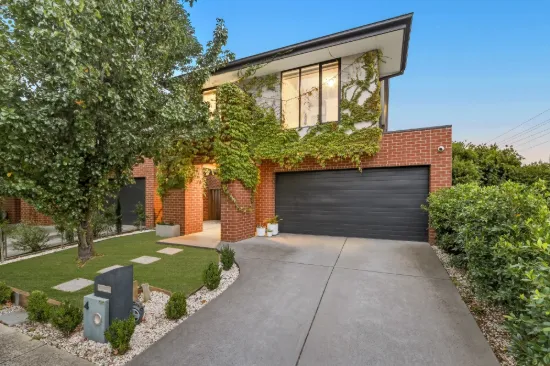4 Denton Drive, Officer, Vic 3809