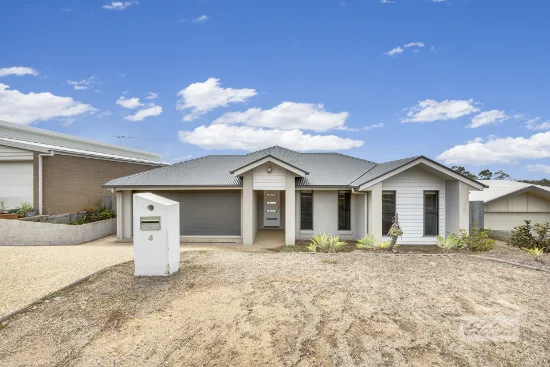 4 Deveney Drive, Kirkwood, Qld 4680