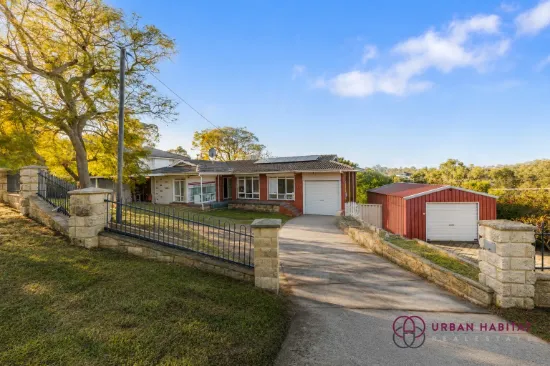 4 Dowling Place, Orelia, WA 6167
