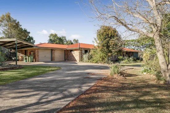 4 Doyle Court, Top Camp, Qld 4350 - For Sale