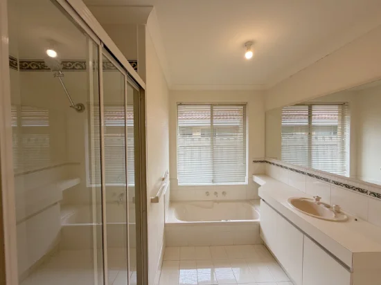 4 Durness Place, Canning Vale, WA 6155-Image