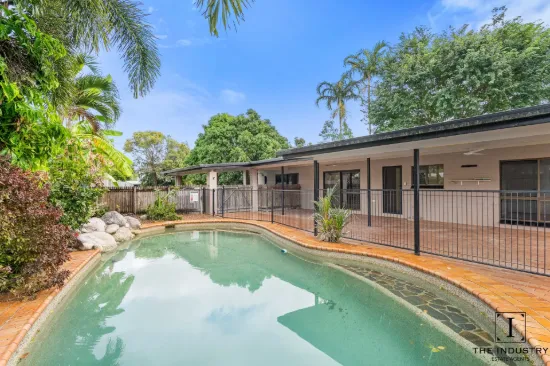 4 Eagle Close, Yorkeys Knob, Qld 4878