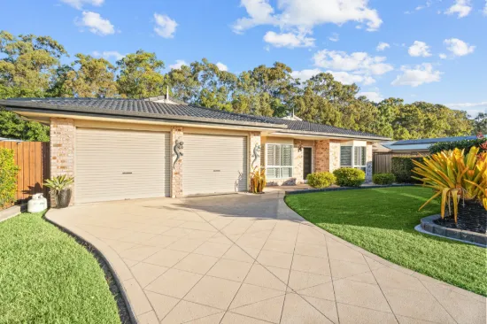 4 Earls Court, Point Vernon, Qld 4655