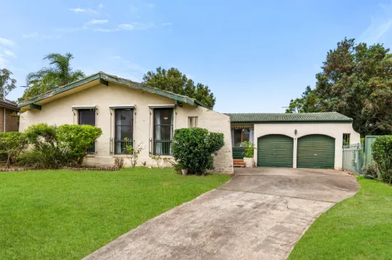 4 Elsey Place, Leumeah, NSW 2560