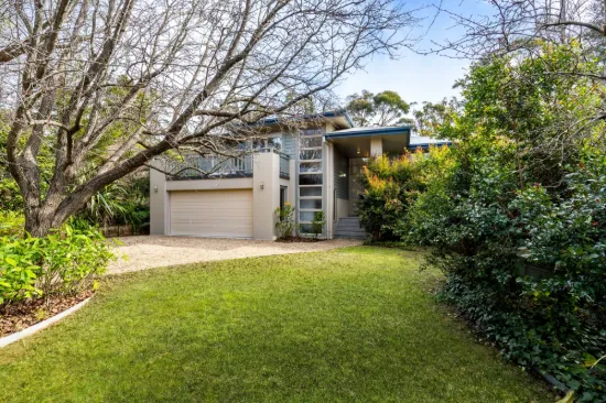 4  Farnham Ave, Wentworth Falls, NSW 2782