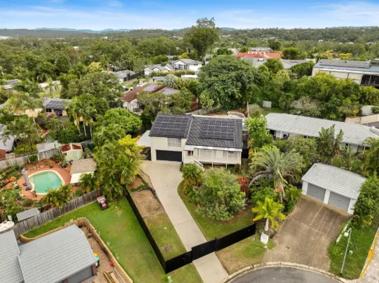 4 Finley Court, Helensvale, Qld 4212