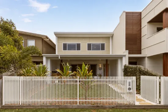 4 Fraser Avenue, Maroochydore, Qld 4558