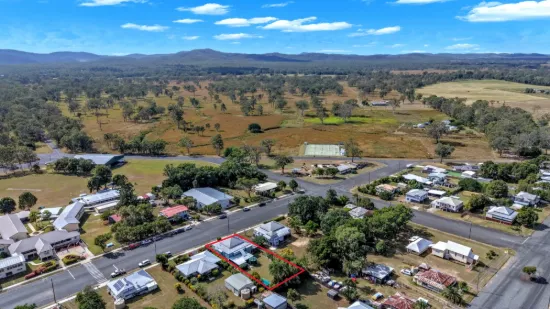 4 FREDERICK STREET, Biggenden, Qld 4621