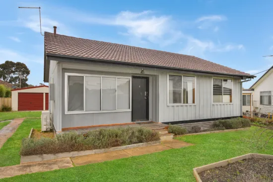 4 Freeland Avenue, Stawell, Vic 3380