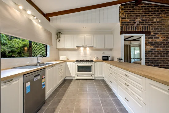 4 Gadgarra Close, Edmonton, Qld 4869