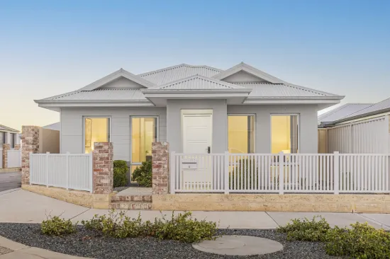 4 Gadir Street, Alkimos, WA 6038