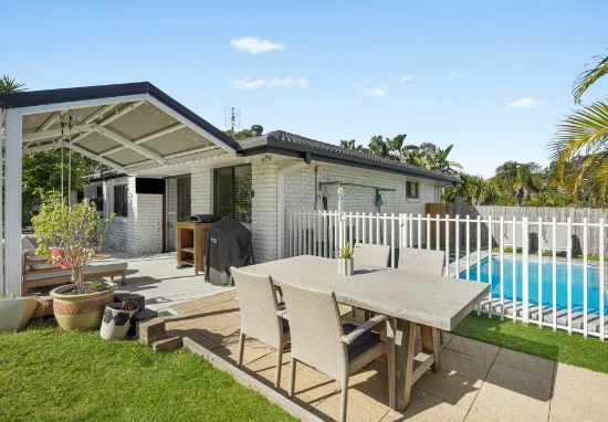 4 Galli Crescent, Carrara, Qld 4211