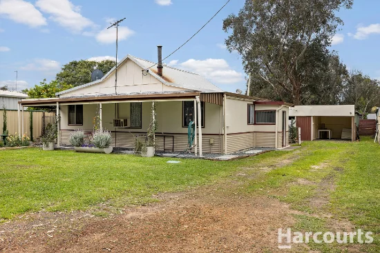 4 George Beacham Way, Pinjarra, WA 6208 - For Sale
