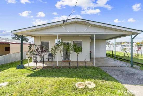 4 George Street, Junee, NSW 2663