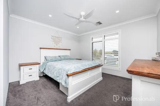 4 Glaze Grove, Alkimos, WA 6038-Image