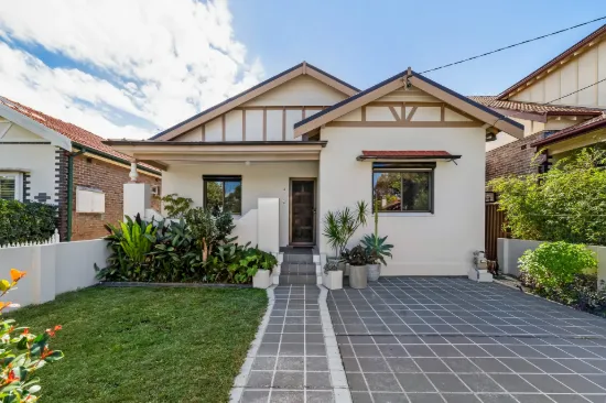 4 Glenore Road, Canterbury, NSW 2193
