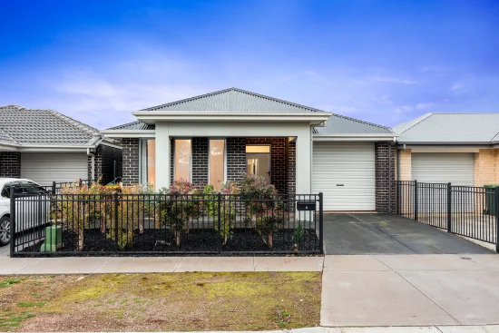 4 Glory Road, Munno Para, SA 5115