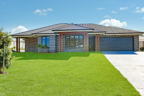 4 Golden Grove, Dunbogan, NSW 2443
