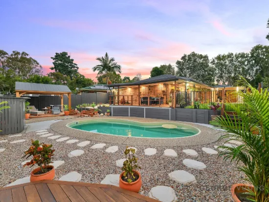 4 Gracemere pl, Forest Lake, Qld 4078