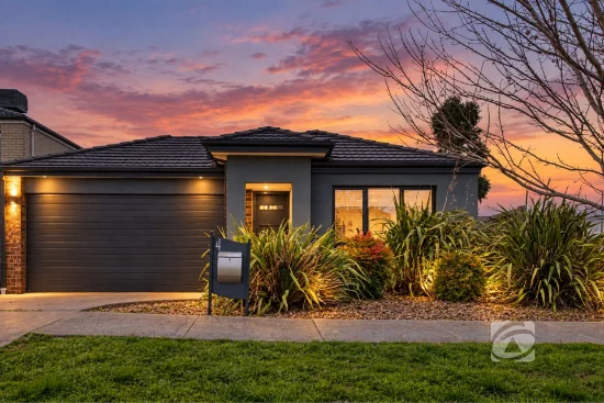 4 Green Gully Road, Clyde, Vic 3978