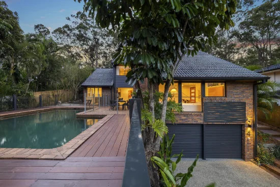 4 Greenhood Street, Indooroopilly, Qld 4068