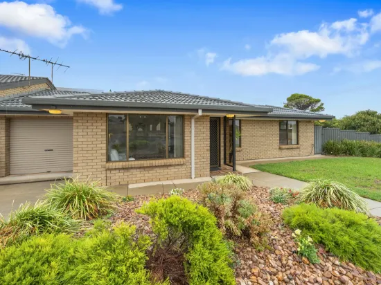 4 Gulfview Road, Christies Beach, SA 5165