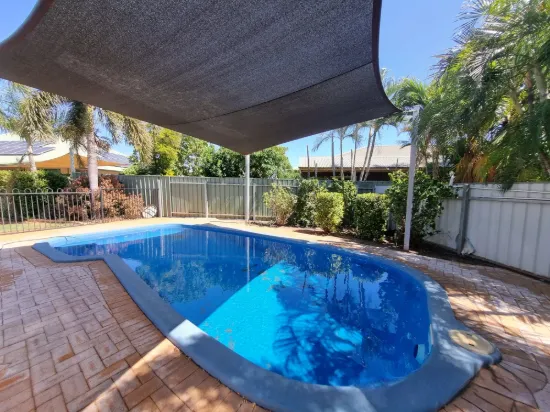 4 Haldane Crescent, Baynton, WA 6714