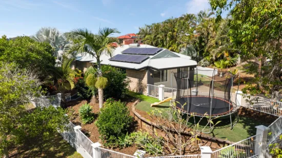 4 Hall Court, Upper Kedron, Qld 4055