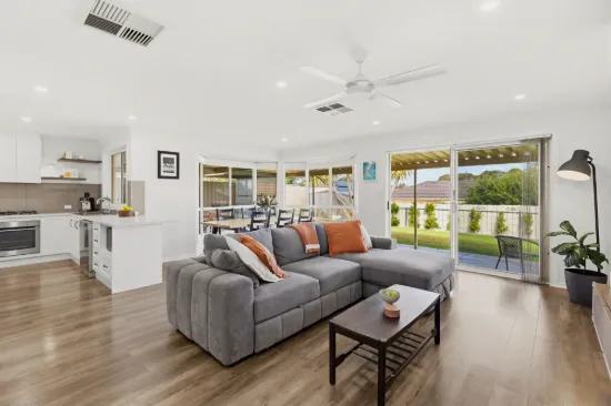 4 Hartland Avenue, Christie Downs SA 5164-Image