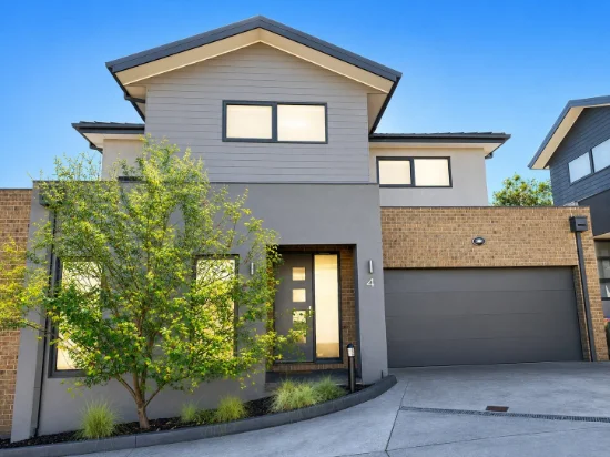 4 Hartville Place, Berwick, Vic 3806