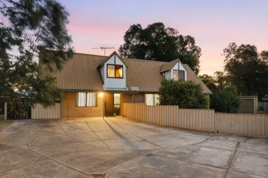 4 Hazelmere Crescent, Hazelmere, WA 6055