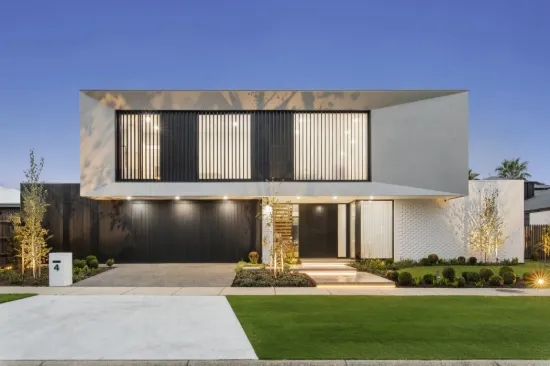 4 Hedges Avenue, Traralgon, Vic 3844