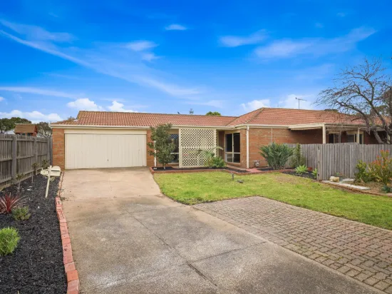 4 Holmesdale Close, Werribee, Vic 3030