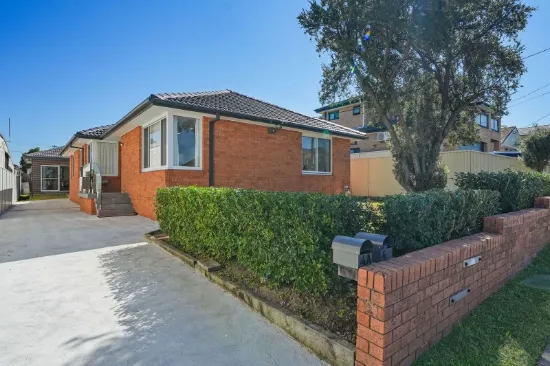 4 Holroyd Road, Merrylands, NSW 2160