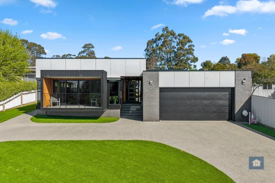 4 Howarth St, Elliminyt, Vic 3250