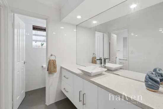 4 Hyde Close, Canning Vale, WA 6155-Image