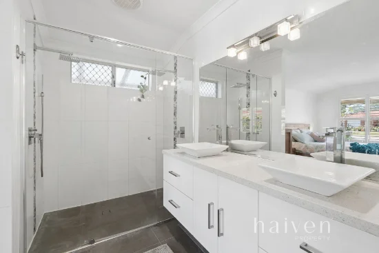 4 Hyde Close, Canning Vale, WA 6155-Image