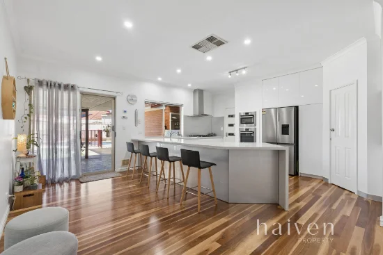 4 Hyde Close, Canning Vale, WA 6155-Image