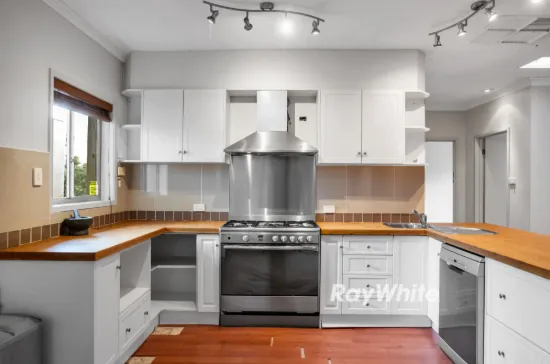 4 Irymple Avenue, Nichols Point, Vic 3501