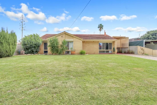 4 Isandra Close, Pinjarra, WA 6208 - For Sale