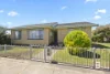 4 Ivanhoe Street, Wendouree, Vic 3355