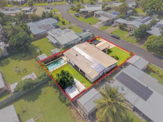 4 Ixora Court, Mooroobool, Qld 4870