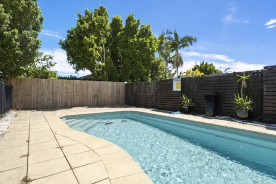 4 Jamie Place, Bargara, Qld 4670