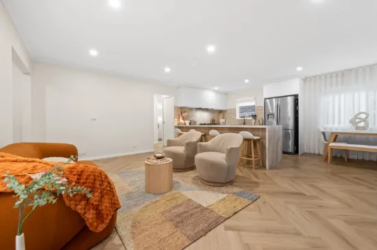 4 Jonathan Avenue, Burwood East VIC 3151-Image