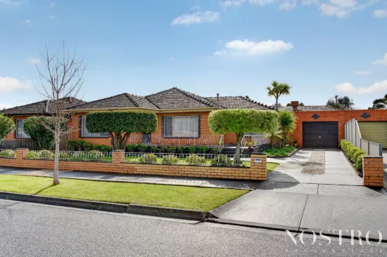 4 Karingal Way, Thomastown, Vic 3074